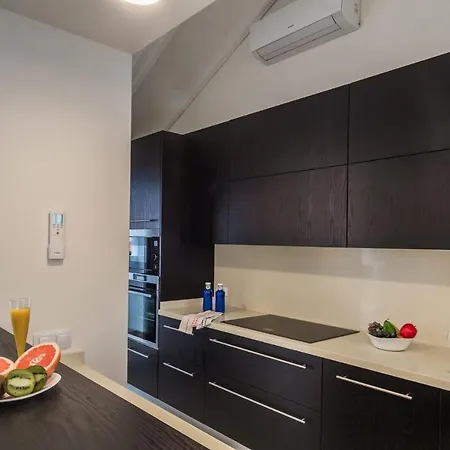 Lugano By 코라레호